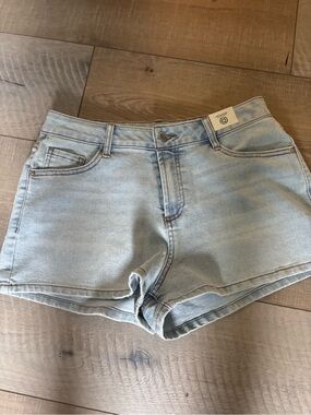 No Boundaries Light Blue Denim Jean Shorts